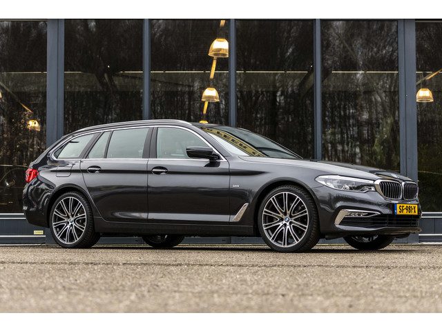 BMW 5 Serie touring 520i High Executive