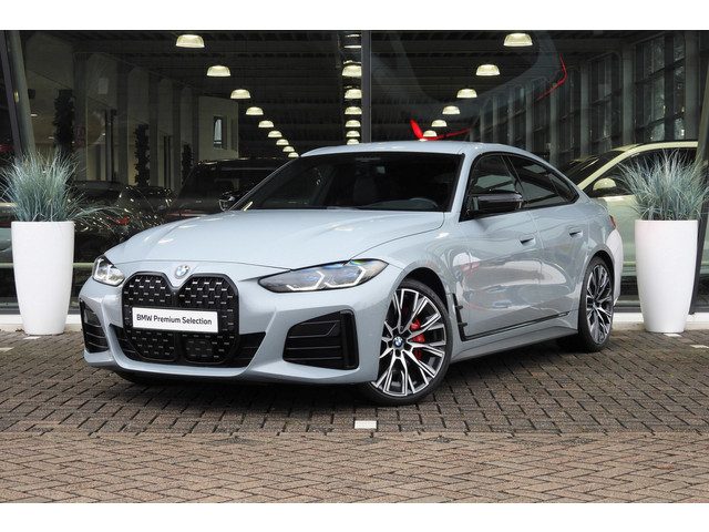 BMW 4 Serie Gran Coupé M440i xDrive High Executive Automaat