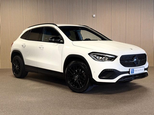 Mercedes-Benz GLA 200 Ambition-WIDESCREEN-CAMERA-STOELCOMFORT-APPLE CARPLAY-NL AUTO