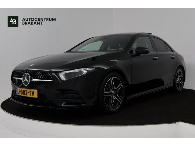 Mercedes-Benz A-Klasse 200 Business Solution AMG (PANORAMADAK, STOELVERWARMING, ACHTERUITRIJCAMERA,