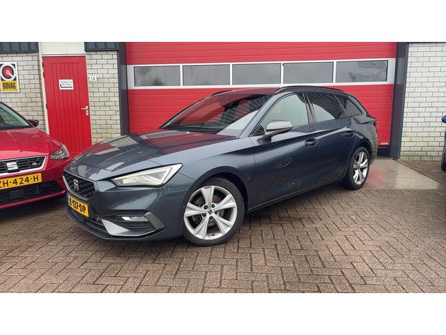 Seat Leon Sportstourer 1.5 eTSI FR Launch Edition