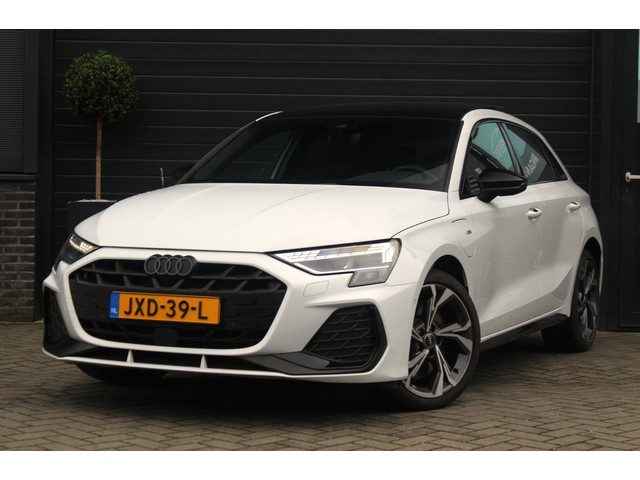 Audi A3 Sportback 45 TFSI e S edition Competition