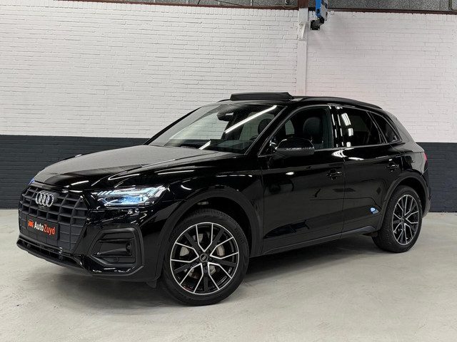 Audi Q5 50 TFSI e S LINE Pano / Matrix / Virtual / 20 LMV / HUD /360 Camera