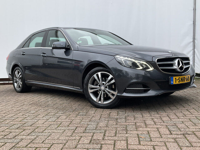 Mercedes-Benz E-Klasse 200 Ambition Avantgarde Automaat Trekhaak Nav/Cruise Led Voll.Onderhouden NL-