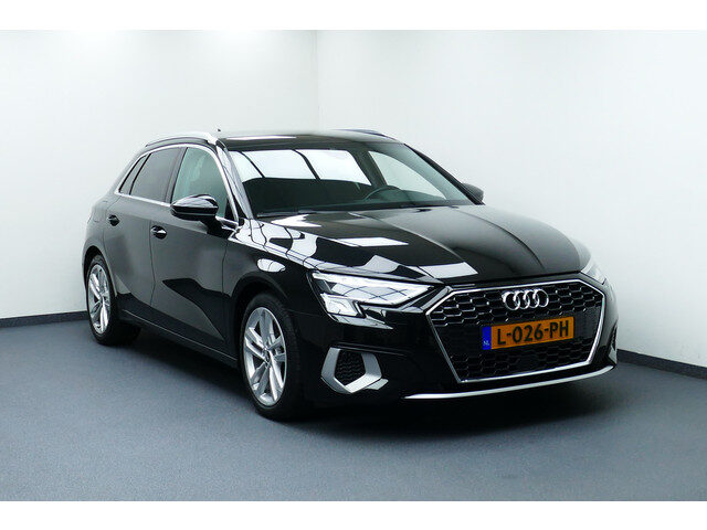 Audi A3 Sportback 35 150pk TFSI Business edition. Camera, Navi, Virt Cockpit, Clima, Haak 1500kg