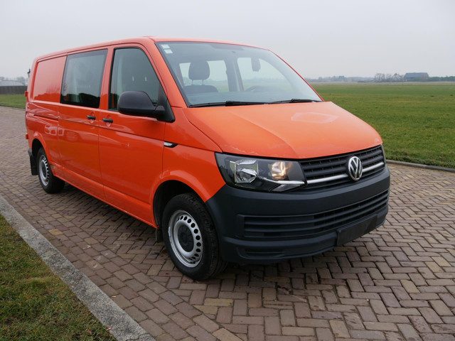 Volkswagen Transporter 2.0 TDI L2H1 81kW DUBB CABINE AC ** 14499 EX BTW **