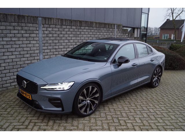 Volvo S60 2.0 B4 Plus Dark Autom Panodak Luxe Leder Sportst Stoel/Stuur A Bankverw Navi Camera Adapt