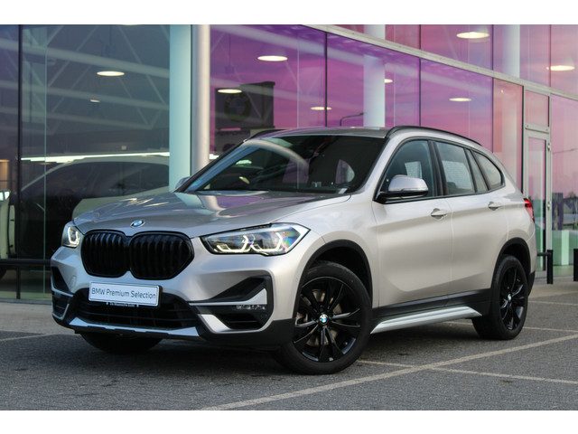BMW X1 sDrive20i High Executive xLine Automaat