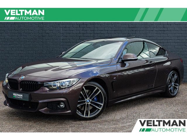 BMW 4 Serie Coupé 420i M-SPORT SCHUIFDAK HARMAN KARDON 19INCH NL AUTO