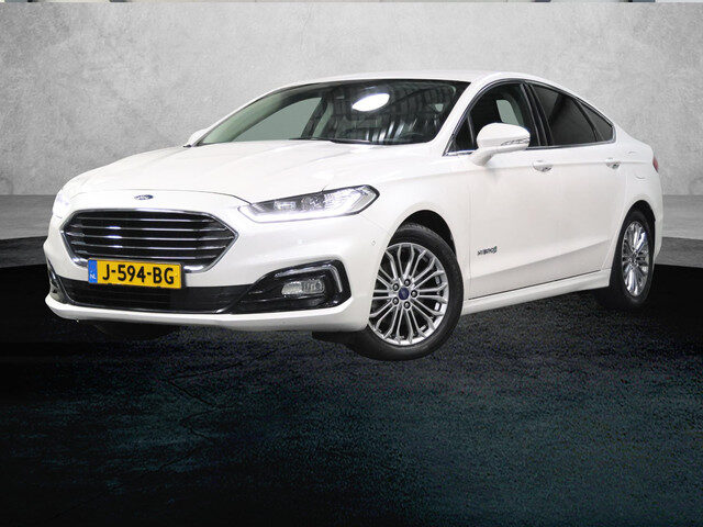 Ford Mondeo 188PK Hybride Titanium