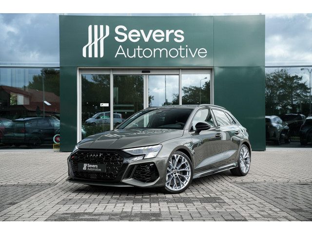 Audi RS3 A3 Sportback RS3 | Porsche Aventurine Green |