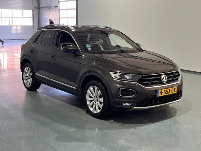 Volkswagen T-Roc 1.5 TSI Sport Autom Xenon Virtual cockpit Navi Camera T-haak Bj:2020