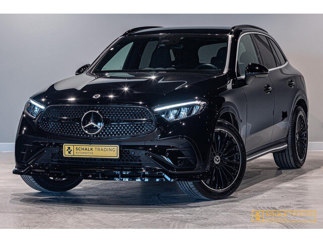 Mercedes-Benz GLC 200 4MATIC AMG Line|MBUX|LED|Ambien