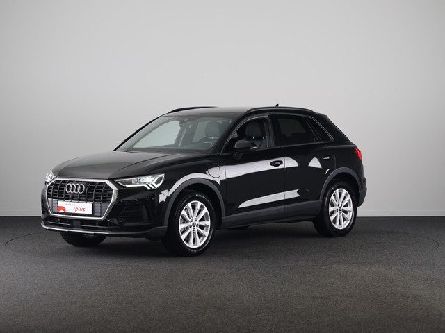 Audi Q3 45 TFSI e Business Edition