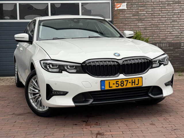 BMW 3 Serie 318i High Executive Automaat