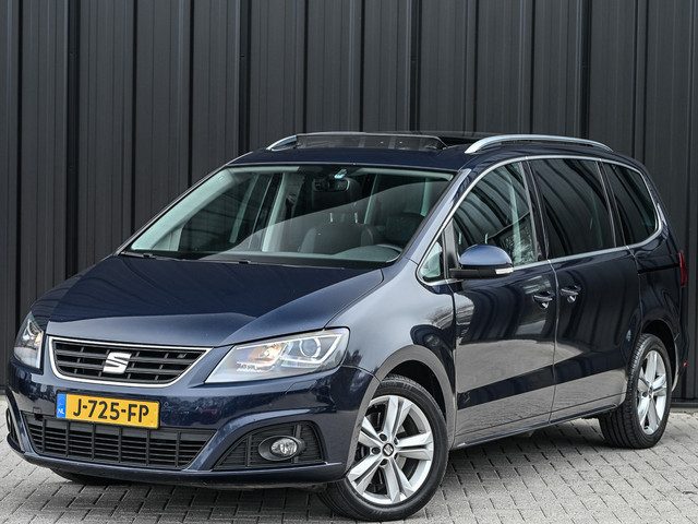 Seat Alhambra 2.0 TDI Style Connect 184pk · Panorama dak · Trekhaak · Camera · Stoelverwarming · 7 z