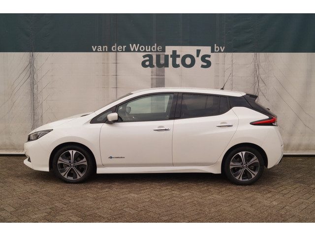 Nissan Leaf N-Connecta 40kWh -SOH90%-NAVI-ECC-PDC-CAM-