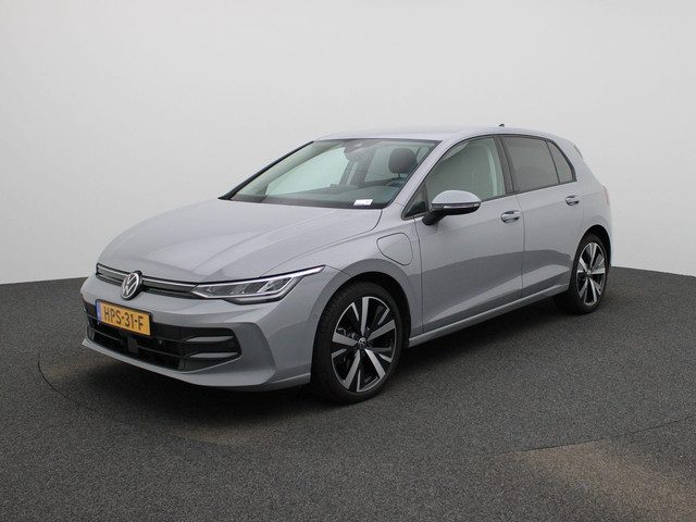 Volkswagen Golf 1.5 eHybrid 50 Edition