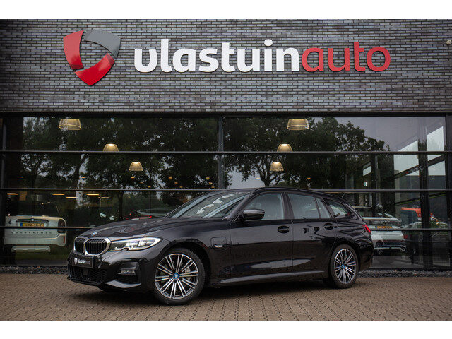 BMW 3 Serie touring 330e High Executive M-Sport 290pk
