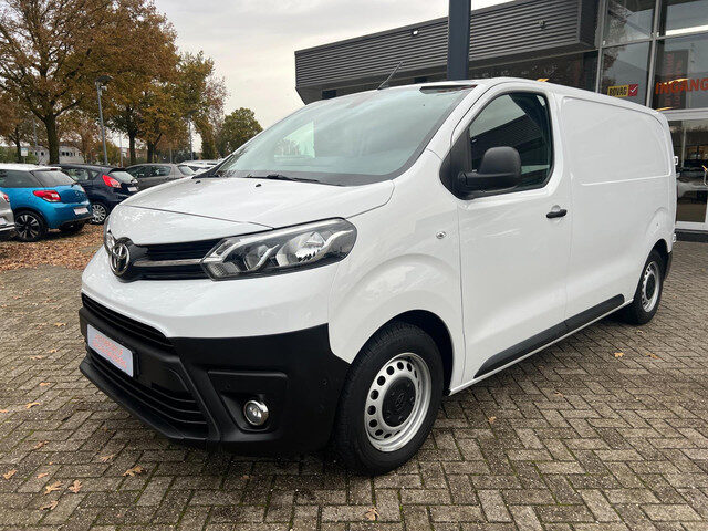 Toyota ProAce Worker 1.5 D-4D Live Long, Navi, Camera, trekhaak, etc.