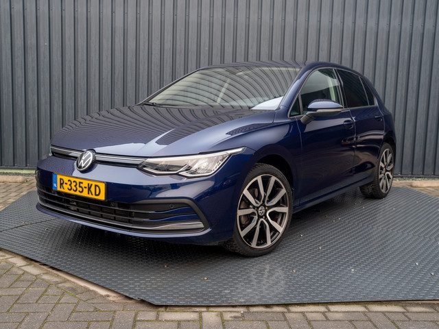 Volkswagen Golf 1.5 TSI Life Business | Keyless | Camera | Stoelverw. |