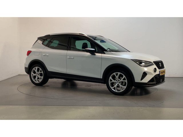Seat Arona 1.0 TSI FR Business Intense Camera Navigatie Virtual Cockpit Stoelverwarming