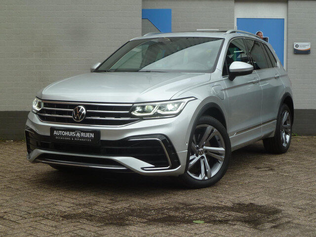 Volkswagen Tiguan 1.4 TSI eHybrid R-Line|Panodak|Leder|Memory|360-Camera|Adapt.Cruise|Matrix-LED|34.
