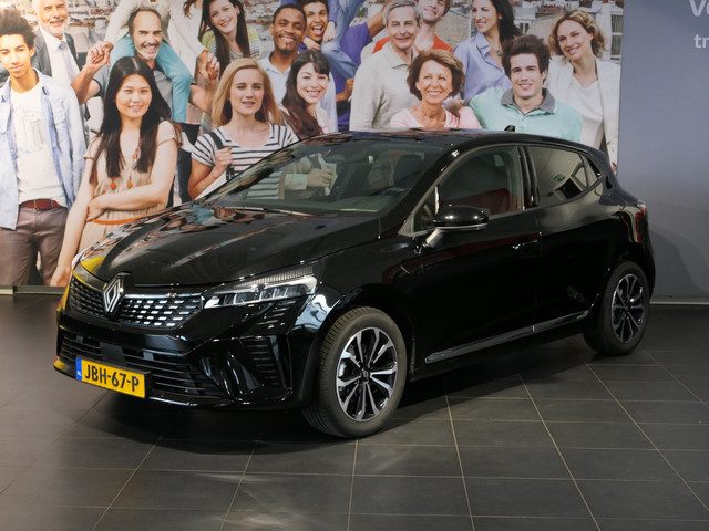 Renault Clio 1.6 E-Tech Full Hybrid 145 techno - Occasion Lease vanaf €434 p/m -