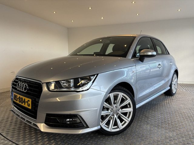 Audi A1 Sportback 1.0 TFSI Adrenalin S-Line 17" inch, Airco, Navigatie