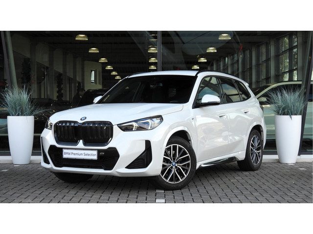 BMW iX1 xDrive30 M Sport