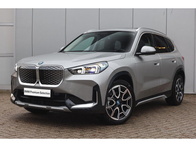 BMW iX1 eDrive20 High Executive xLine
