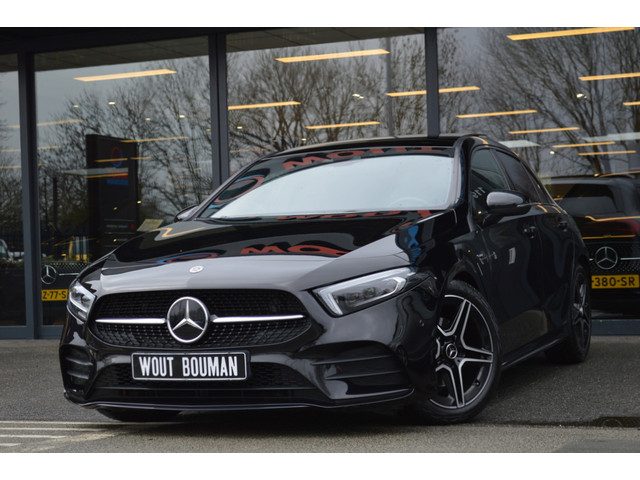 Mercedes-Benz A-Klasse 200 AMG Led Panorama Distronic Widescreen Sfeer Camera Night