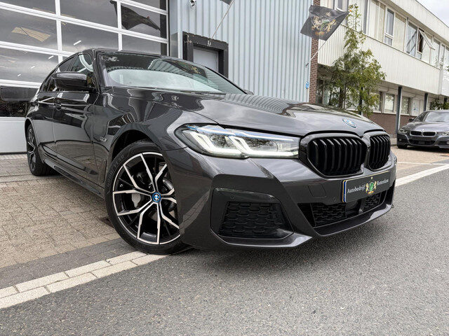 BMW 5 Serie 530e High Executive M-Sport 360º CAM/LEER/PANO