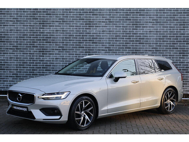 Volvo V60 2.0 T5 Momentum