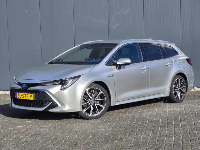 Toyota Corolla Touring Sports 2.0 Hybrid Business Sport Intro