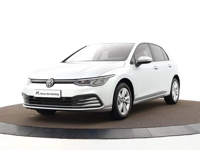 Volkswagen Golf 1.0 eTSI 110pk Life Business