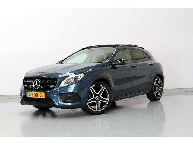 Mercedes-Benz GLA 180 Business Solution AMG Night Upgrade 123PK, RIJKLAAR!! AUTOMAAT | PANORAMADAK |