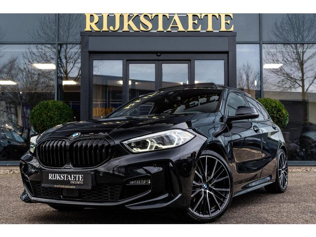 BMW 1 Serie 118i EDE M-Sport|PANO|H&K|CAMERA|MEMORY|19''|ACC