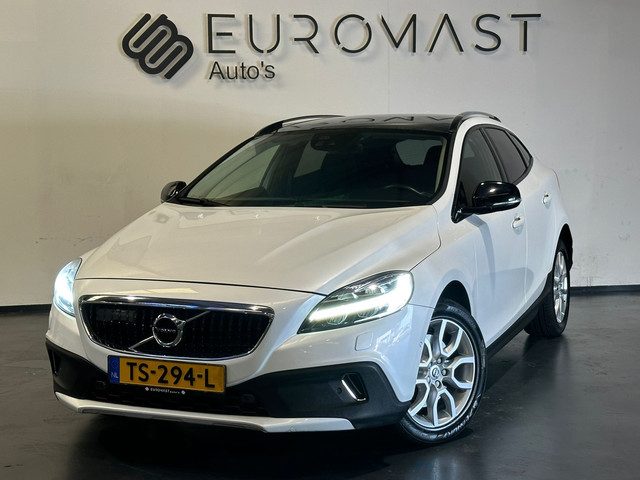 Volvo V40 Cross Country 1.5 T3 Polar+ Luxury Panoramadak Leder Cruise Automaat