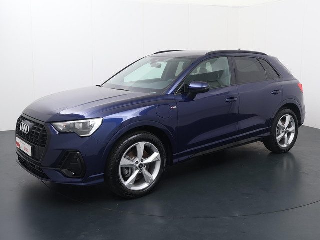 Audi Q3 45 TFSI e S edition