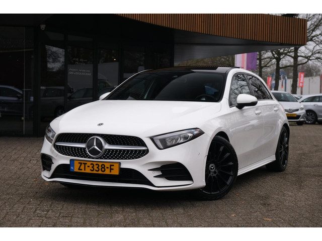Mercedes-Benz A-Klasse 180 Premium Plus AMG Pano Widescreen Carplay LED