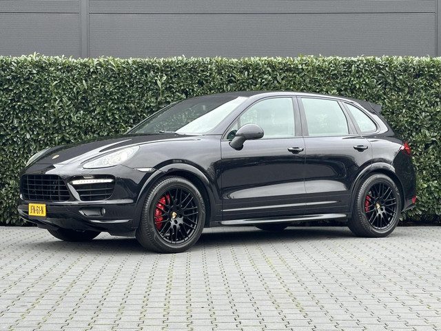 Porsche Cayenne 4.8 GTS, LEDER, ALCANTARA, SPORTUITLAAT, BI-XENON, CLIMATE CONTROL, STOELVERWARMING,