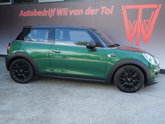 MINI Cooper 1.5 CHILI EDITION | NAVIGATIE | KEYLESS | LED | CRUISE | UNION JACK | APK 9-2027!!