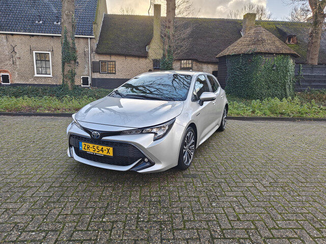 Toyota Corolla 1.8 Hybrid First Ed. | Lederen bekleding