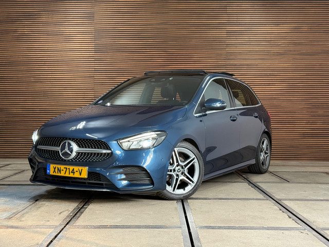 Mercedes-Benz B-Klasse 180 Business Solution AMG | Pano | Alcantara | 18' inch | DAB | Navigatie | C