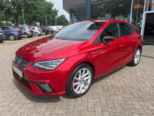 Seat Ibiza 1.5 TSI EVO FR Business Intense, Clima, Apple carplay, Cruise, etc