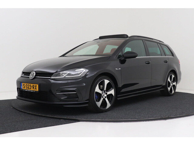 Volkswagen Golf Variant 1.5 TSI Highline Business R-Line | Panoramadak | Carplay | Camera | Navigati