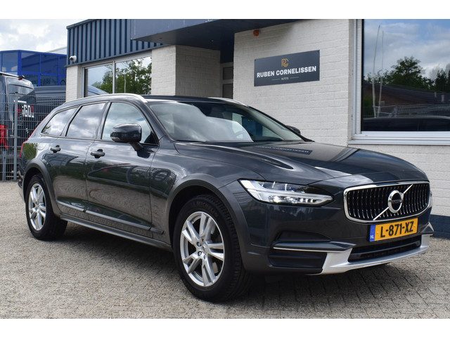 Volvo V90 Cross Country 2.0 D4 Aut. | Polestar Eng. | Trekhaak | Carplay | Navi | Stoelverwarming