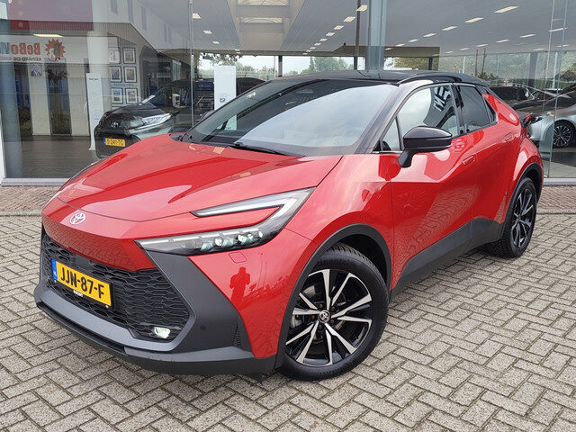 Toyota C-HR 1.8 Hybrid 140 First Edition | Navi | Sensoren v/a | El. Achterk