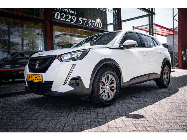 Peugeot 2008 1.2 PureTech Allure | Cruise Control | Android Auto | DAB+ | Bluetooth telefoon | Airco